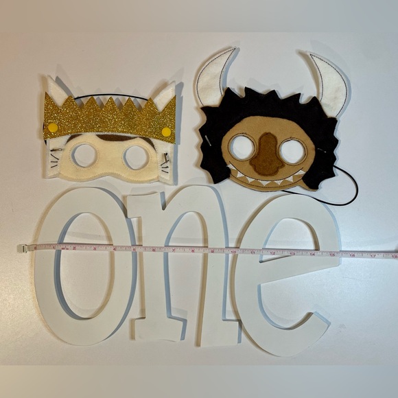 1 year Wild Thing theme birthday/photo props. - Picture 1 of 1